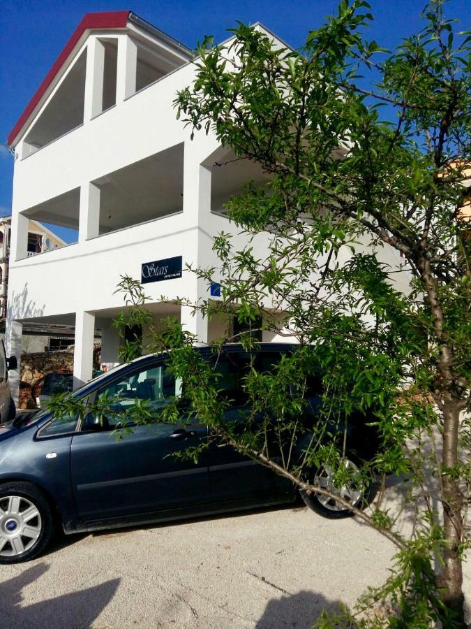 Stars Apartman Gornji Karin Kültér fotó